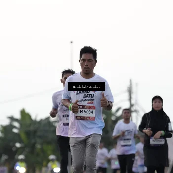 Runner Photo 7797906