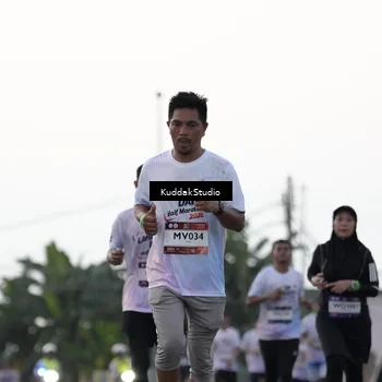 Runner Photo 7797909