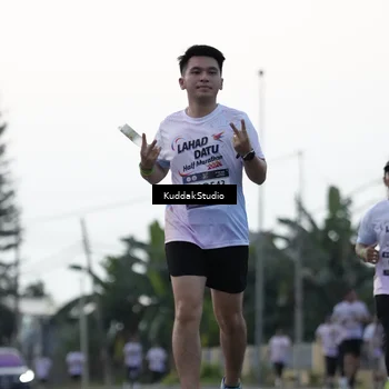 Runner Photo 7797936