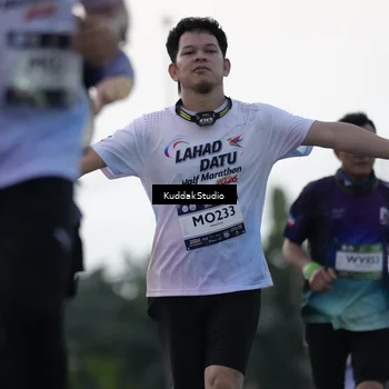 Runner Photo 7797961