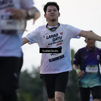 Runner Photo 7797965