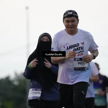 Runner Photo 7797977