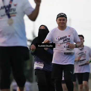 Runner Photo 7797984