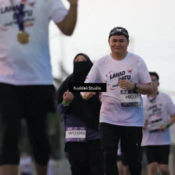 Runner Photo 7797992