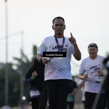 Runner Photo 7797994