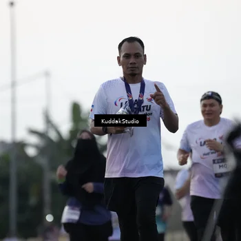Runner Photo 7797997