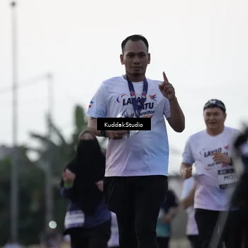 Runner Photo 7797998