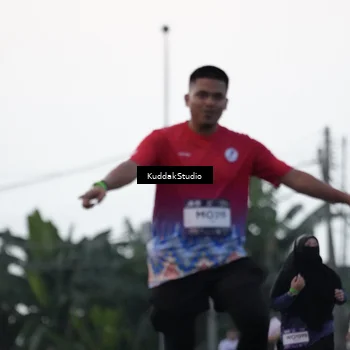 Runner Photo 7798008