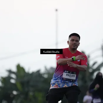 Runner Photo 7798017