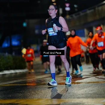 Runner Photo 7798034