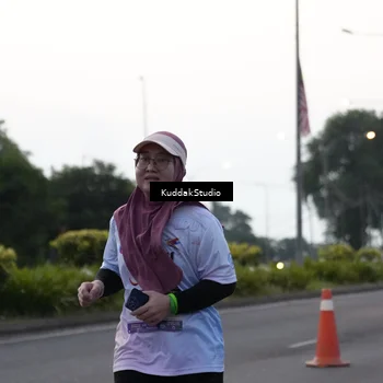 Runner Photo 7798036