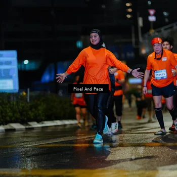 Runner Photo 7798043