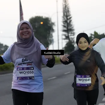 Runner Photo 7798062
