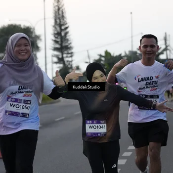 Runner Photo 7798068