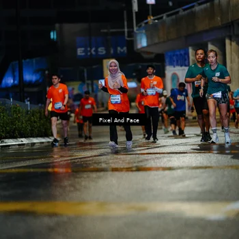 Runner Photo 7798149