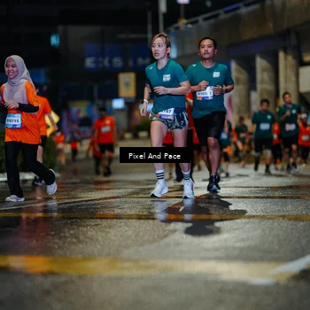 Runner Photo 7798165