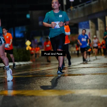 Runner Photo 7798170