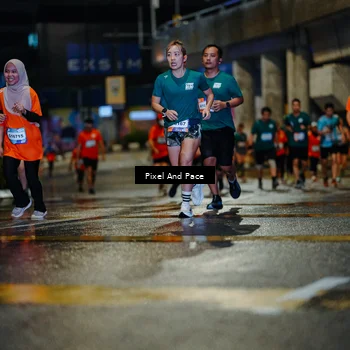 Runner Photo 7798176