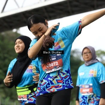 Runner Photo 7798249
