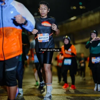 Runner Photo 7798264