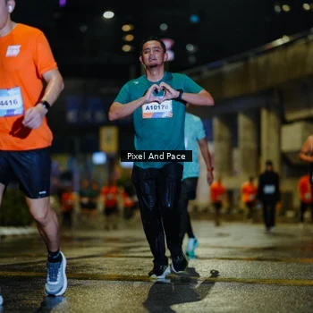 Runner Photo 7798354