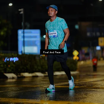 Runner Photo 7798383