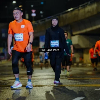 Runner Photo 7798434