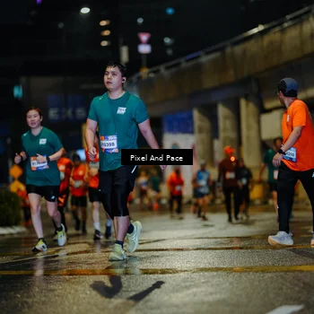 Runner Photo 7798456