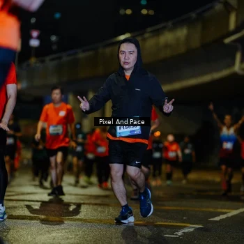 Runner Photo 7798575