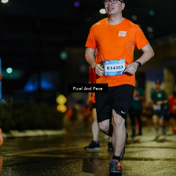 Runner Photo 7798595