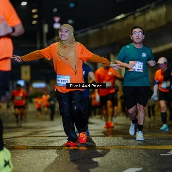 Runner Photo 7798624