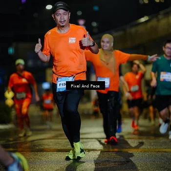 Runner Photo 7798625