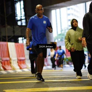Runner Photo 7798773