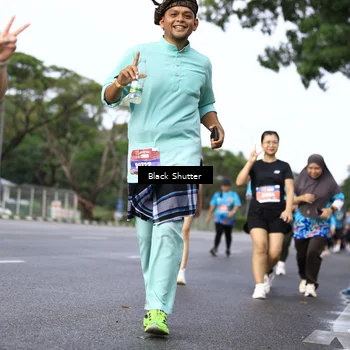 Runner Photo 7798794