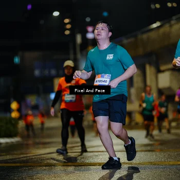 Runner Photo 7798809