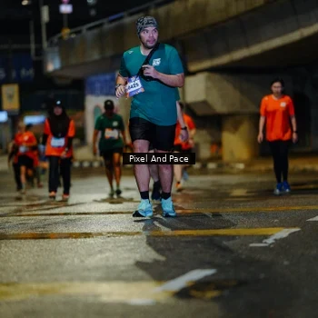 Runner Photo 7798835