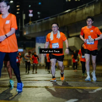 Runner Photo 7798870