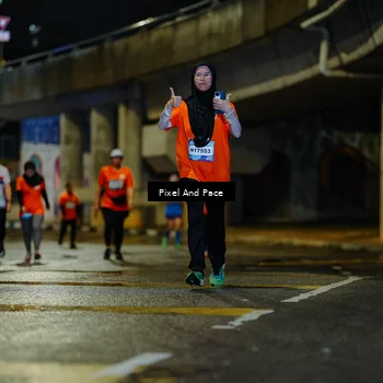 Runner Photo 7798888