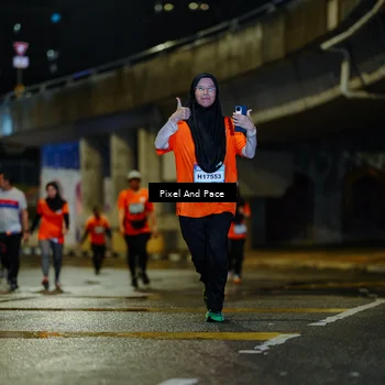 Runner Photo 7798893