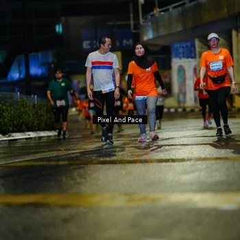 Runner Photo 7798915
