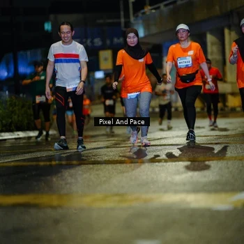 Runner Photo 7798929