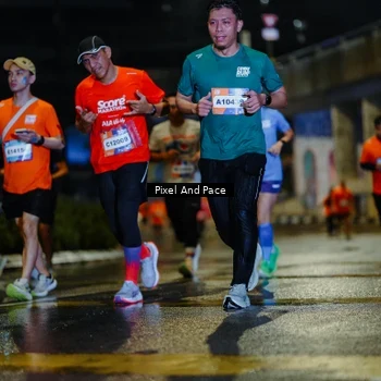 Runner Photo 7798949