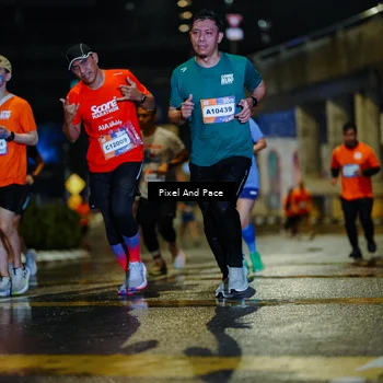 Runner Photo 7798953