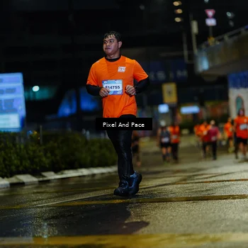 Runner Photo 7798982