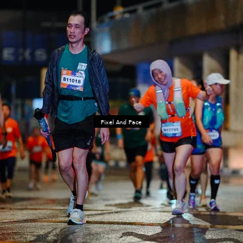 Runner Photo 7799010