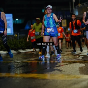 Runner Photo 7799029