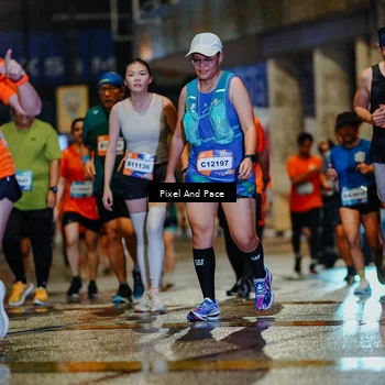 Runner Photo 7799034