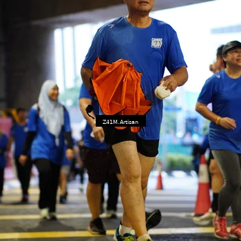 Runner Photo 7799042