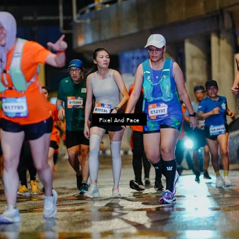 Runner Photo 7799048
