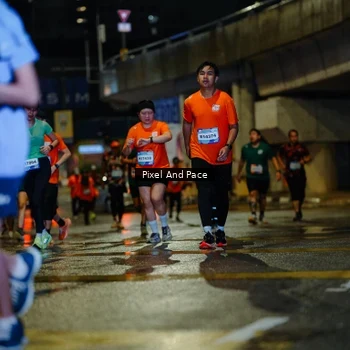 Runner Photo 7799059